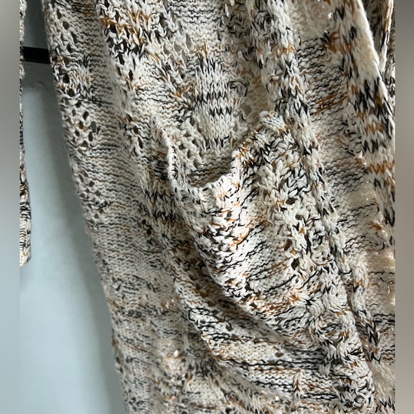 Knox Rose 4X Knit Sweater - Picture 2 of 4